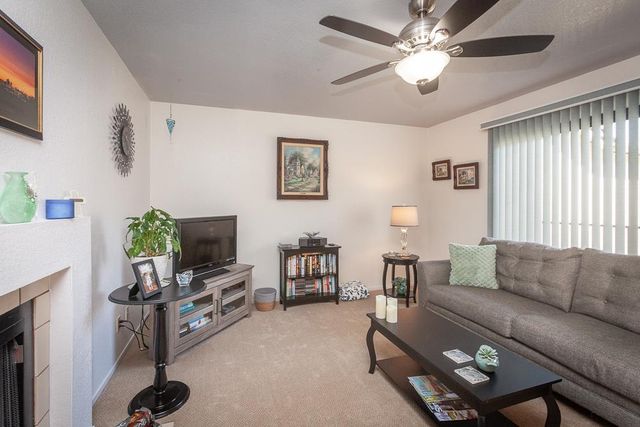 1599 W Swain Rd, Stockton, CA 95207