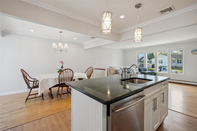 35 Ontario Ave., Massapequa, NY 11758