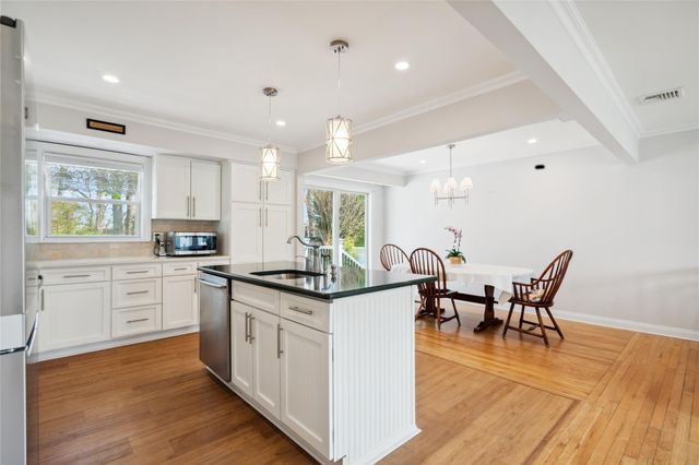 35 Ontario Ave., Massapequa, NY 11758