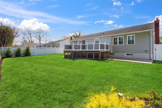 35 Ontario Ave., Massapequa, NY 11758
