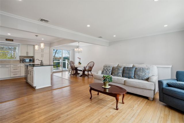 35 Ontario Ave., Massapequa, NY 11758