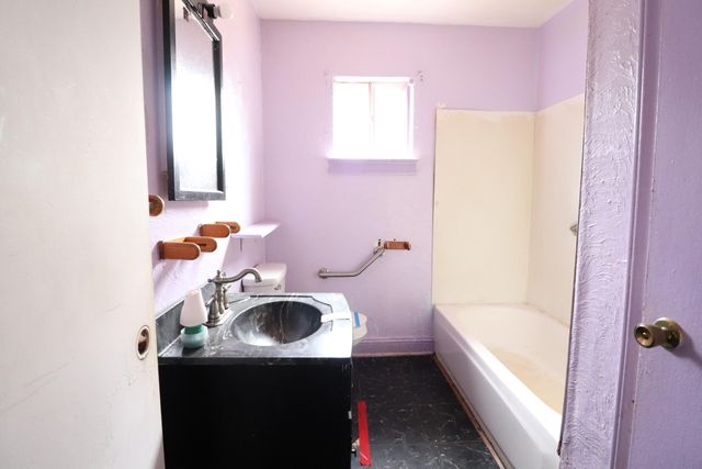 4504 Stonewall RD, Roanoke, VA 24017