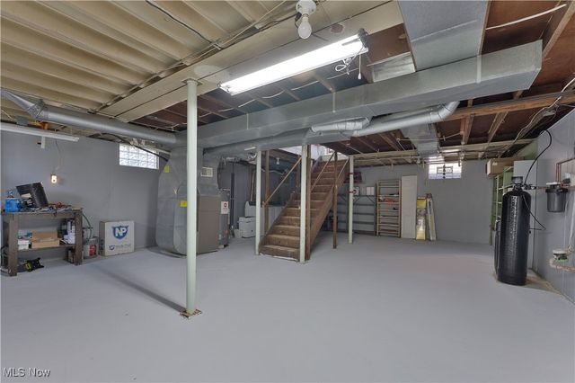 230 Westminster Avenue, Youngstown, OH 44515