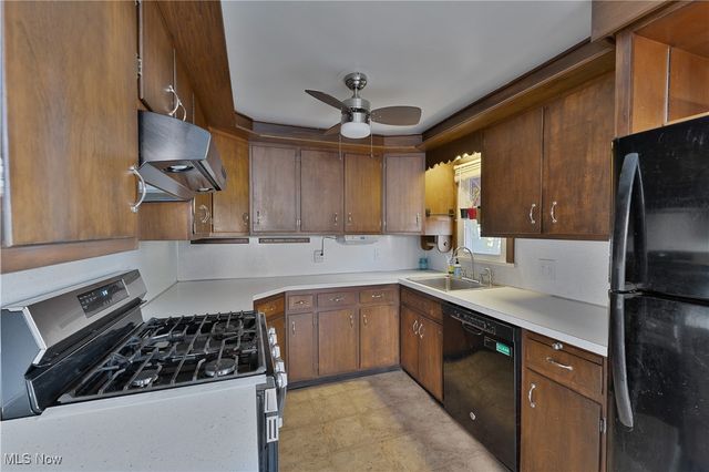 230 Westminster Avenue, Youngstown, OH 44515