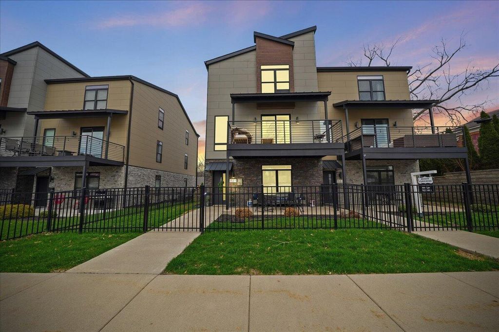 153 Morgan Boulevard 1, Valparaiso, IN 46383