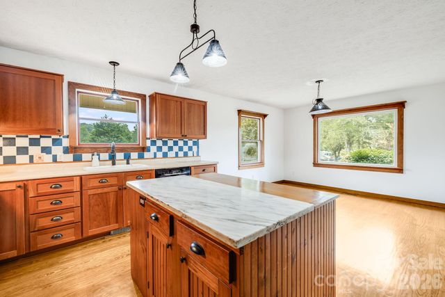53 Armstrong Road, Etowah, NC 28729