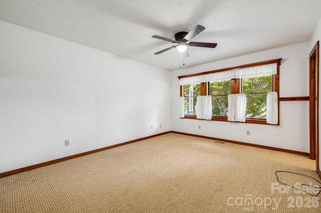 53 Armstrong Road, Etowah, NC 28729