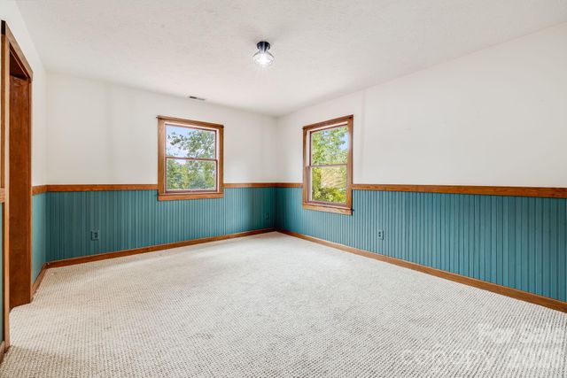 53 Armstrong Road, Etowah, NC 28729