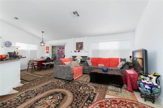 13035 Troy Court, Victorville, CA 92395