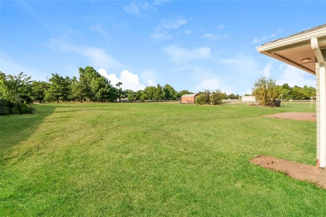 13341 NW 84th Street, Yukon, OK 73099