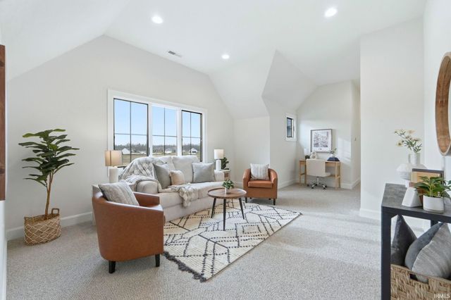 607 E Basalt Drive, Huntertown, IN 46748