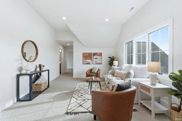 607 E Basalt Drive, Huntertown, IN 46748