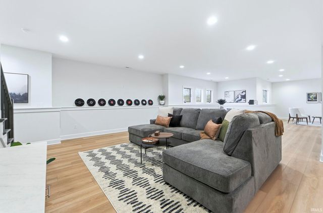 607 E Basalt Drive, Huntertown, IN 46748