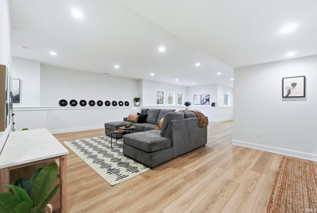 607 E Basalt Drive, Huntertown, IN 46748