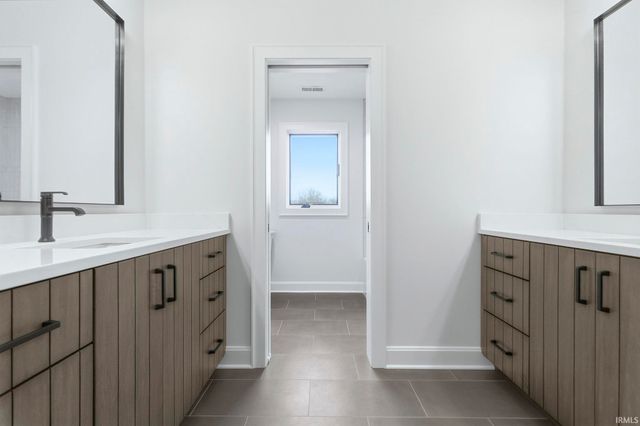 607 E Basalt Drive, Huntertown, IN 46748