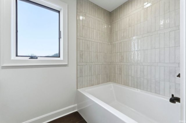 607 E Basalt Drive, Huntertown, IN 46748