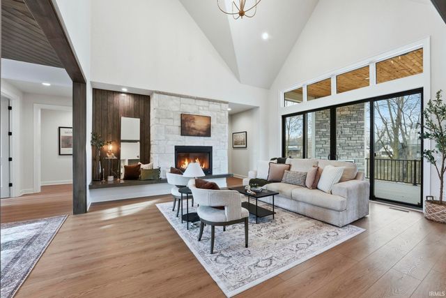 607 E Basalt Drive, Huntertown, IN 46748