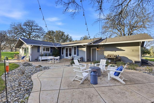 1900 Deer Valley Rd, Rescue, CA 95672