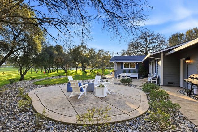 1900 Deer Valley Rd, Rescue, CA 95672