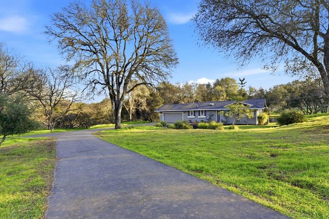 1900 Deer Valley Rd, Rescue, CA 95672