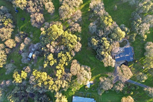 1900 Deer Valley Rd, Rescue, CA 95672