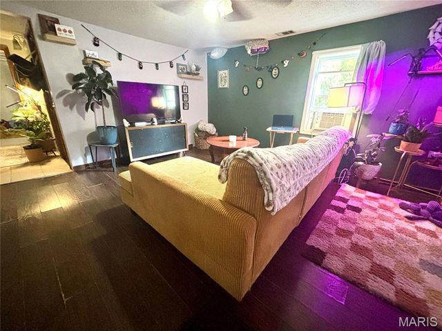 702 East Jack Street, Salem, MO 65560