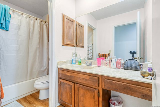 2255 Thousand Oaks Dr Apt 605, San Antonio, TX 78232