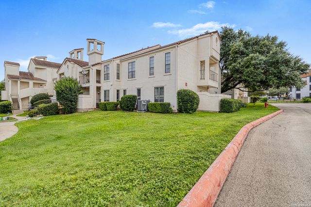 2255 Thousand Oaks Dr Apt 605, San Antonio, TX 78232