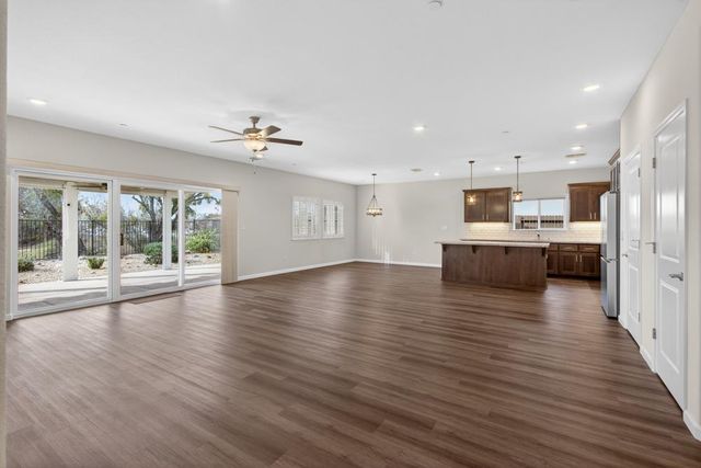 601 Avalon Dr, Ione, CA 95640