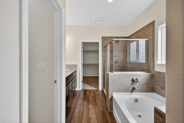 601 Avalon Dr, Ione, CA 95640