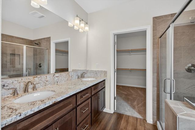 601 Avalon Dr, Ione, CA 95640