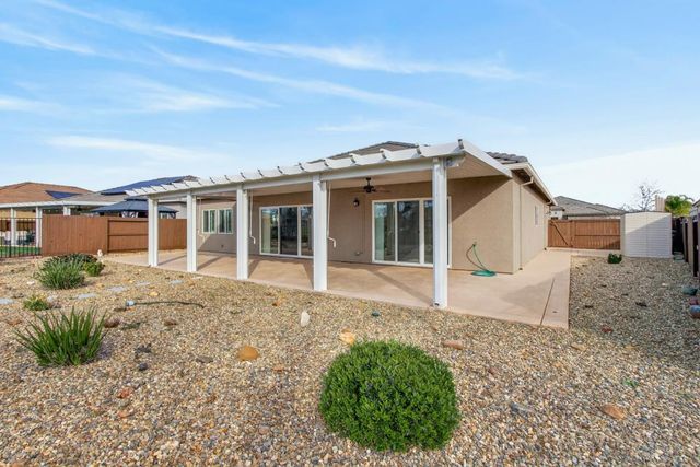 601 Avalon Dr, Ione, CA 95640