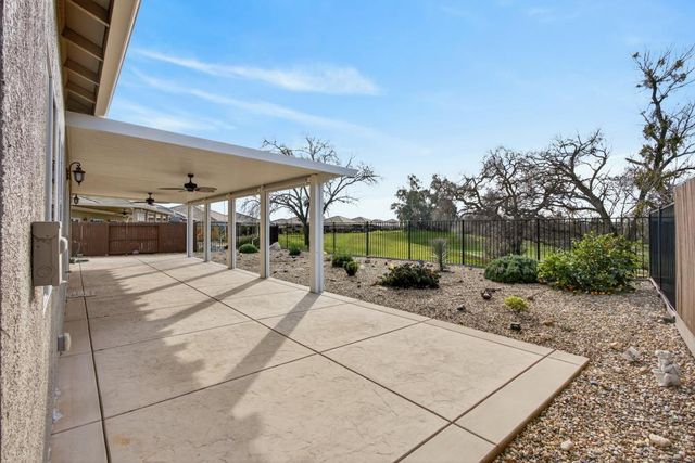 601 Avalon Dr, Ione, CA 95640