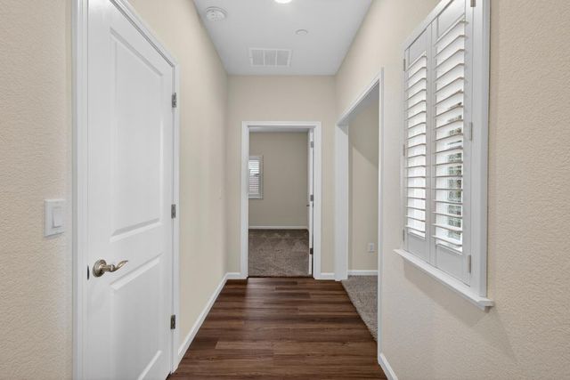 601 Avalon Dr, Ione, CA 95640