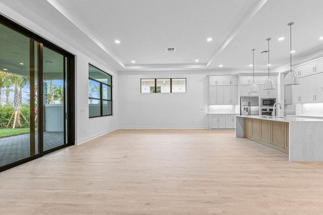 14023 Bastille Street, Palm Beach Gardens, FL 33412