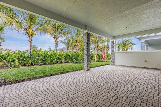14023 Bastille Street, Palm Beach Gardens, FL 33412