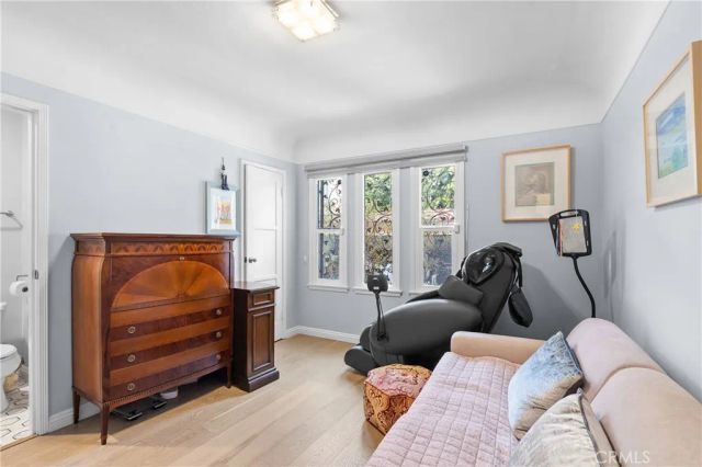 137 N Hamilton Drive, Beverly Hills, CA 90211