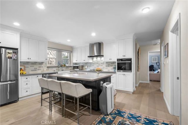 137 N Hamilton Drive, Beverly Hills, CA 90211