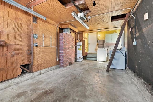 926 Fleetwood Drive, San Mateo, CA 94402