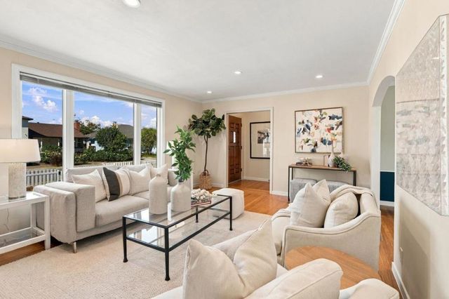 926 Fleetwood Drive, San Mateo, CA 94402