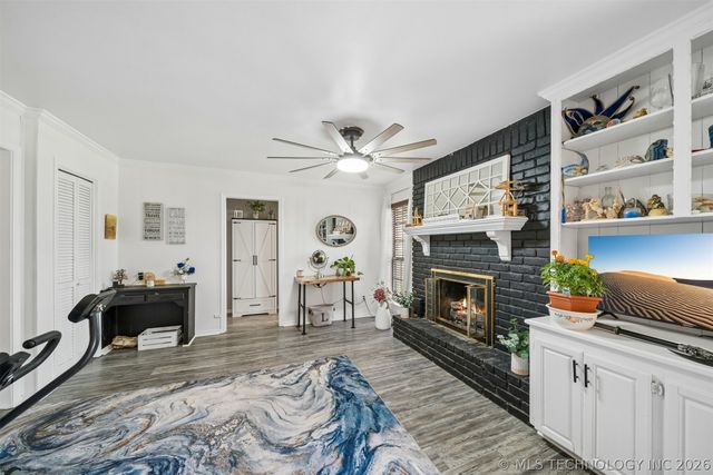 1011 N Forest Place, Jenks, OK 74037