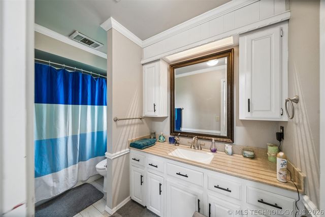 1011 N Forest Place, Jenks, OK 74037