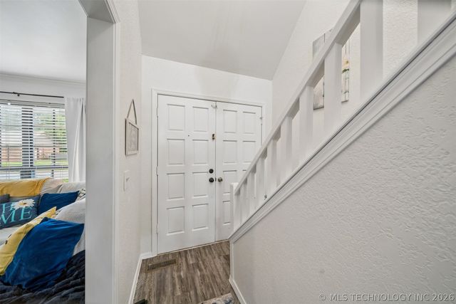 1011 N Forest Place, Jenks, OK 74037
