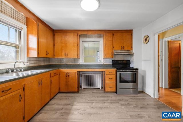 1201 AVON ST, Charlottesville, VA 22902