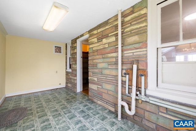 1201 AVON ST, Charlottesville, VA 22902