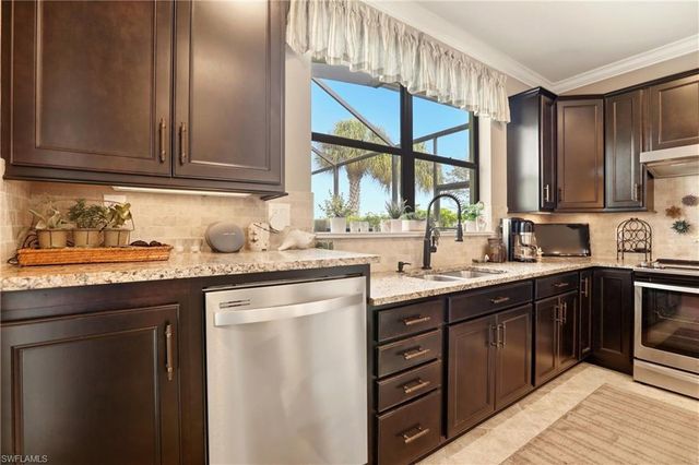 10864 Glenhurst ST, Fort Myers, FL 33913