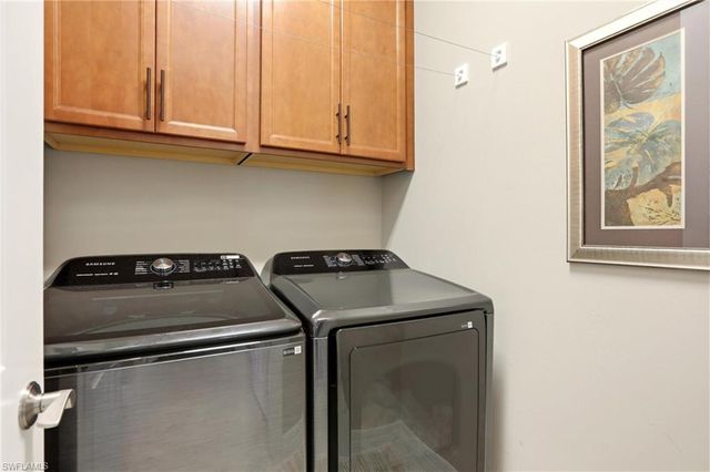 10864 Glenhurst ST, Fort Myers, FL 33913