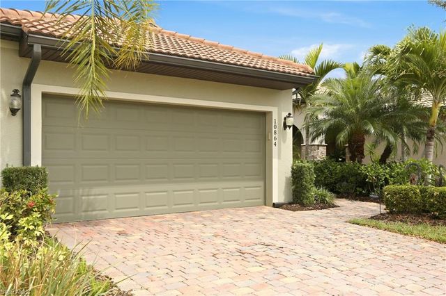 10864 Glenhurst ST, Fort Myers, FL 33913