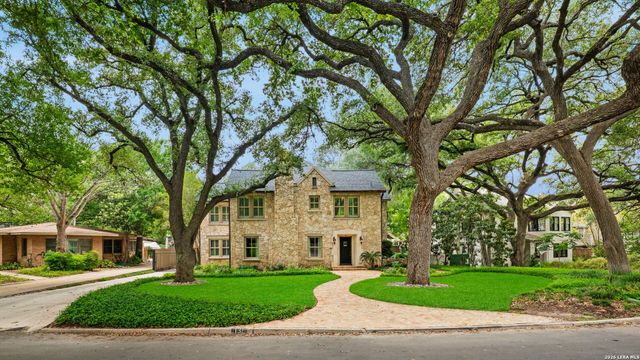 131 PARK HILL DR, San Antonio, TX 78212