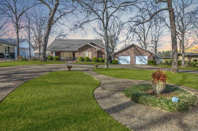 391 Housley Point, Hot Springs, AR 71913